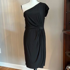 One shoulder dress